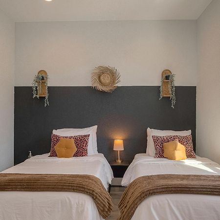 Modern Home Near Downtown With Fast Wifi, Bbq, Games & Ev Equipped! Houston Luaran gambar