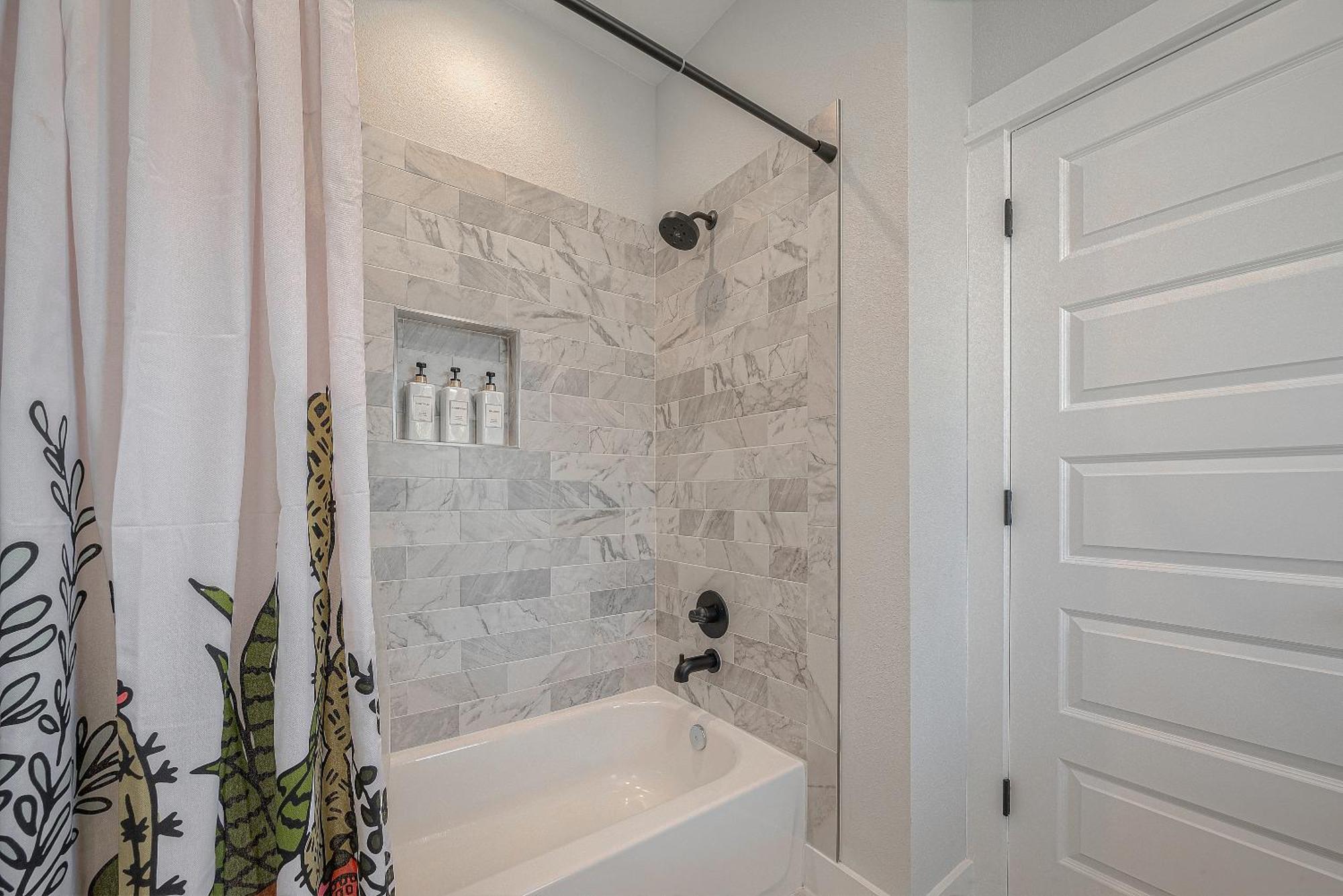 Modern Home Near Downtown With Fast Wifi, Bbq, Games & Ev Equipped! Houston Luaran gambar