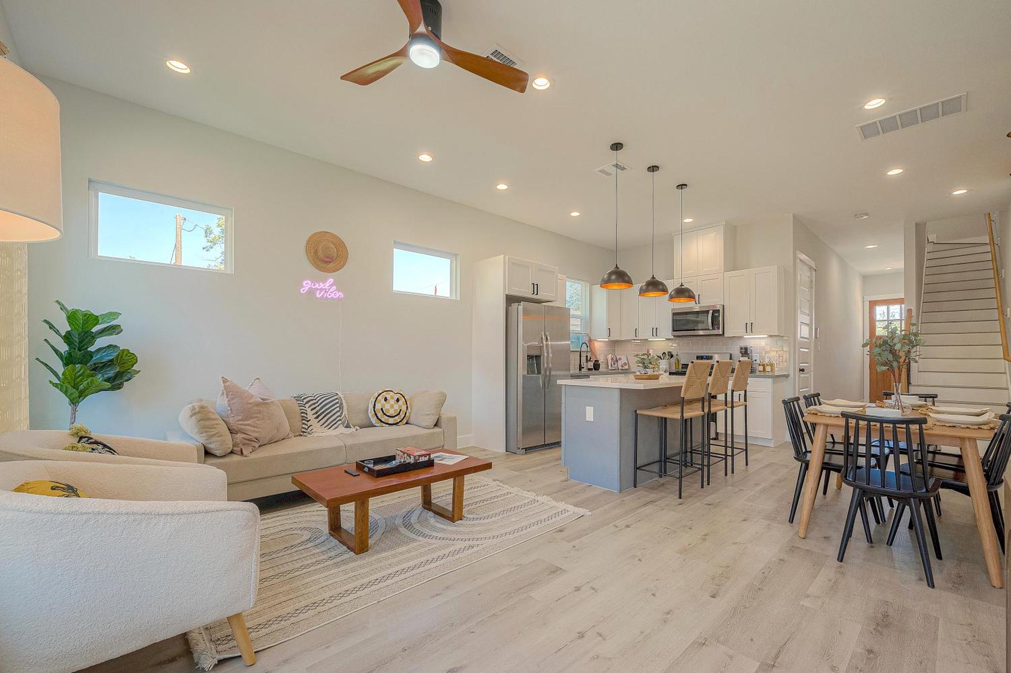 Modern Home Near Downtown With Fast Wifi, Bbq, Games & Ev Equipped! Houston Luaran gambar