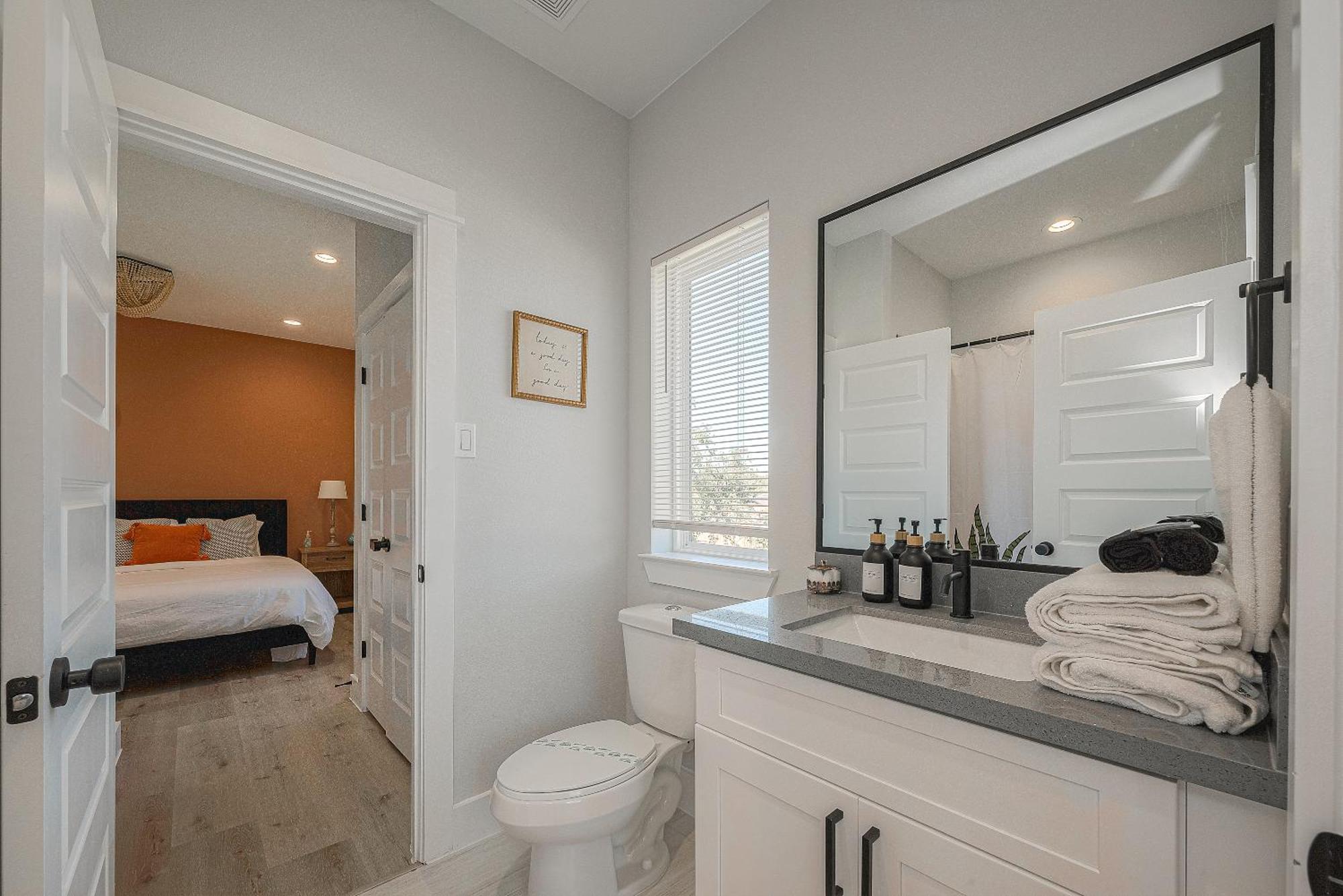 Modern Home Near Downtown With Fast Wifi, Bbq, Games & Ev Equipped! Houston Luaran gambar