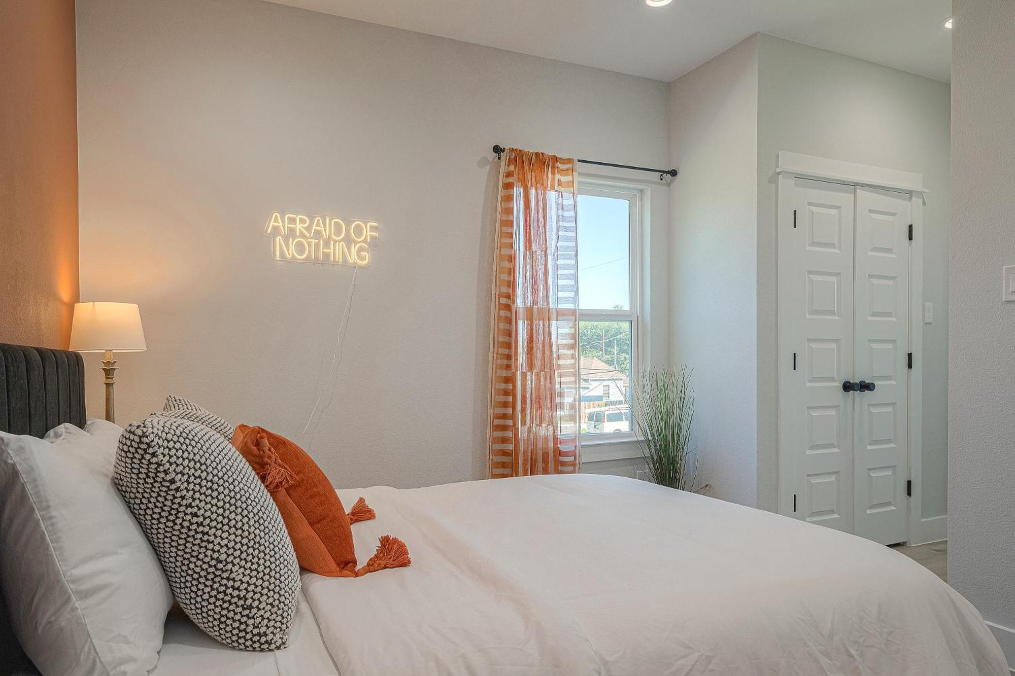 Modern Home Near Downtown With Fast Wifi, Bbq, Games & Ev Equipped! Houston Luaran gambar